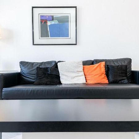 Lovely Suite With River Views And Parking Málaga Extérieur photo