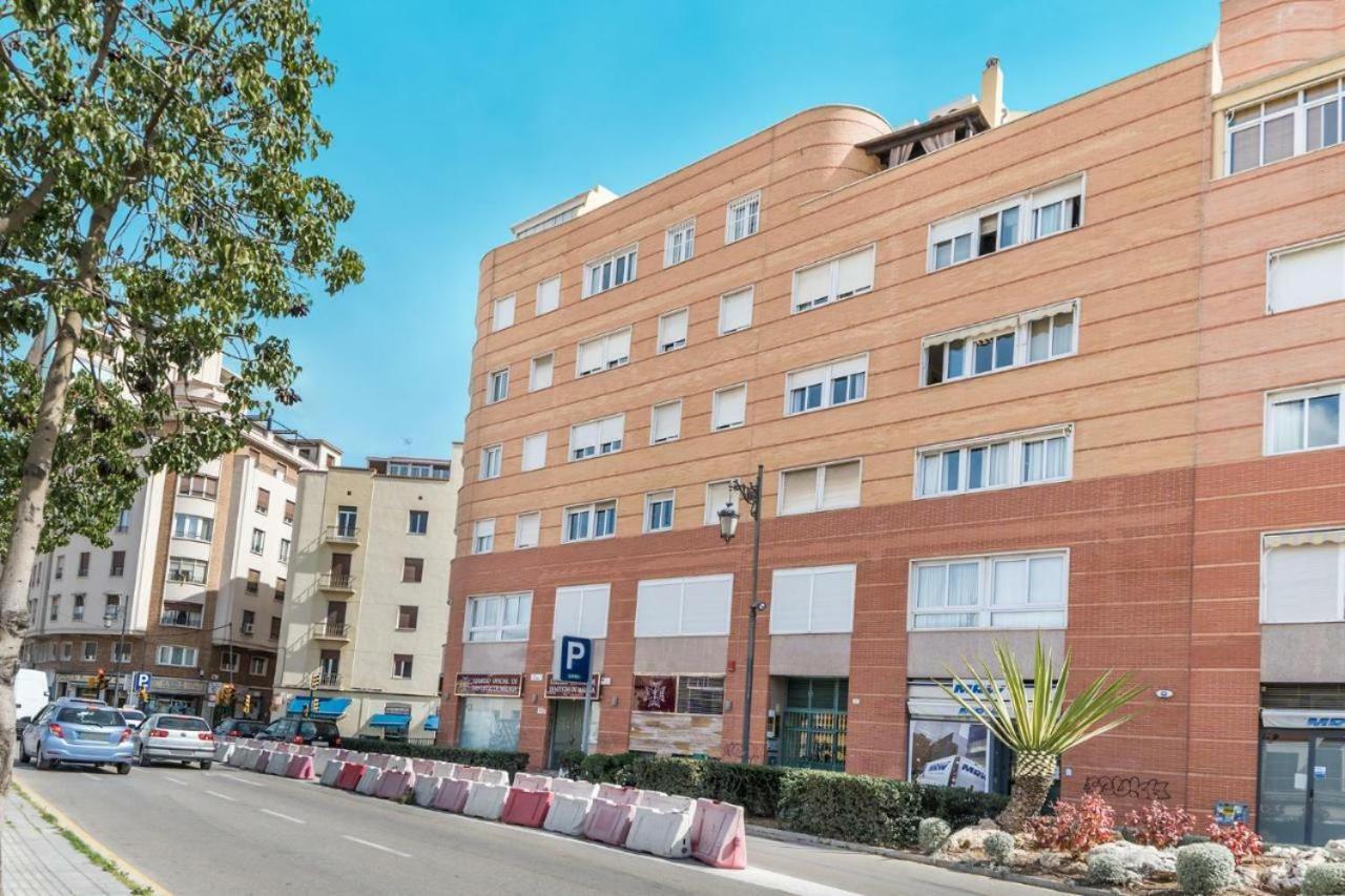 Lovely Suite With River Views And Parking Málaga Extérieur photo