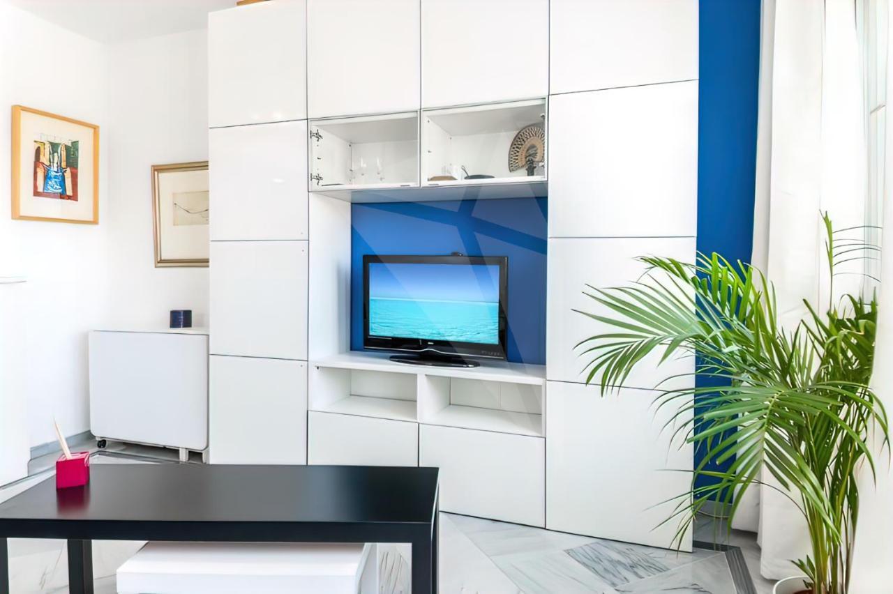 Lovely Suite With River Views And Parking Málaga Extérieur photo